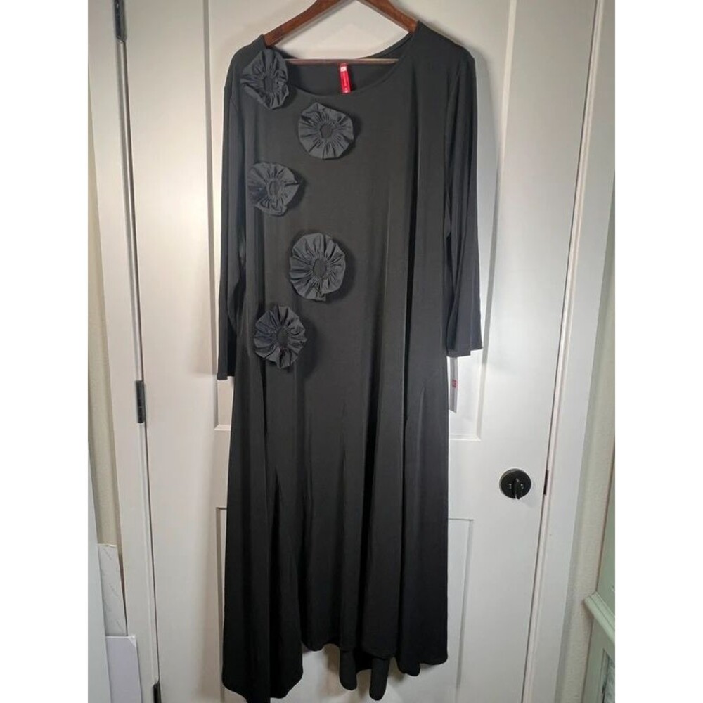 IC Collection Black Maxi Dress 3X Floral Applique